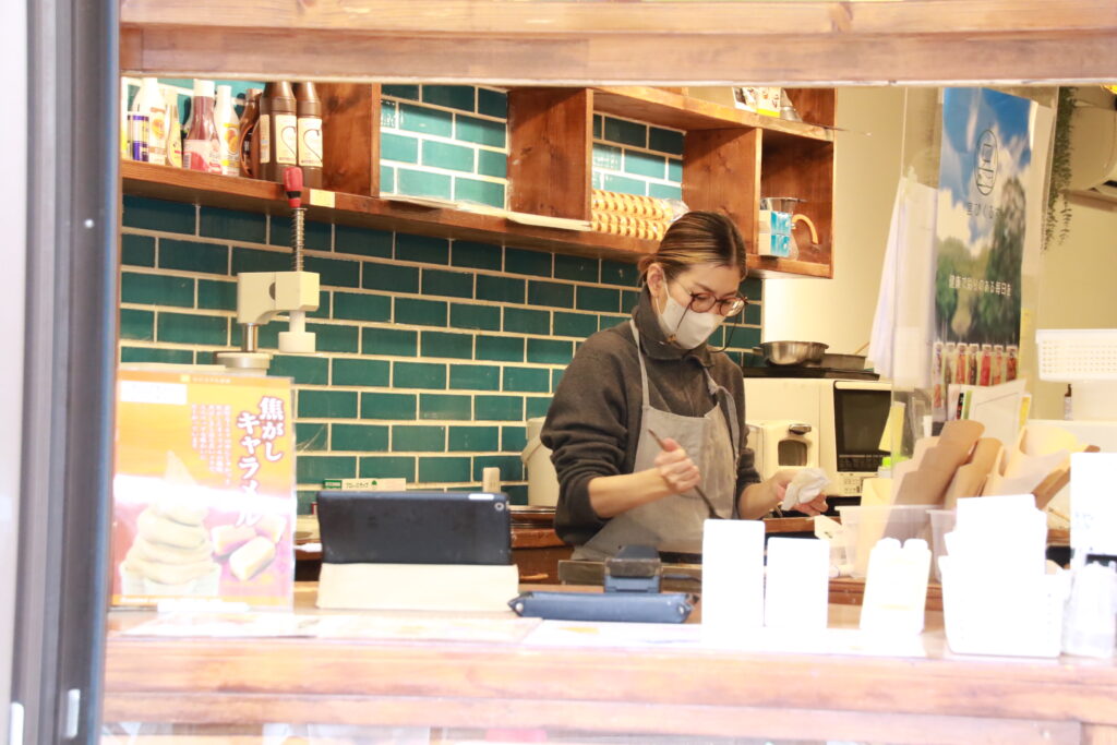 カフェ業務